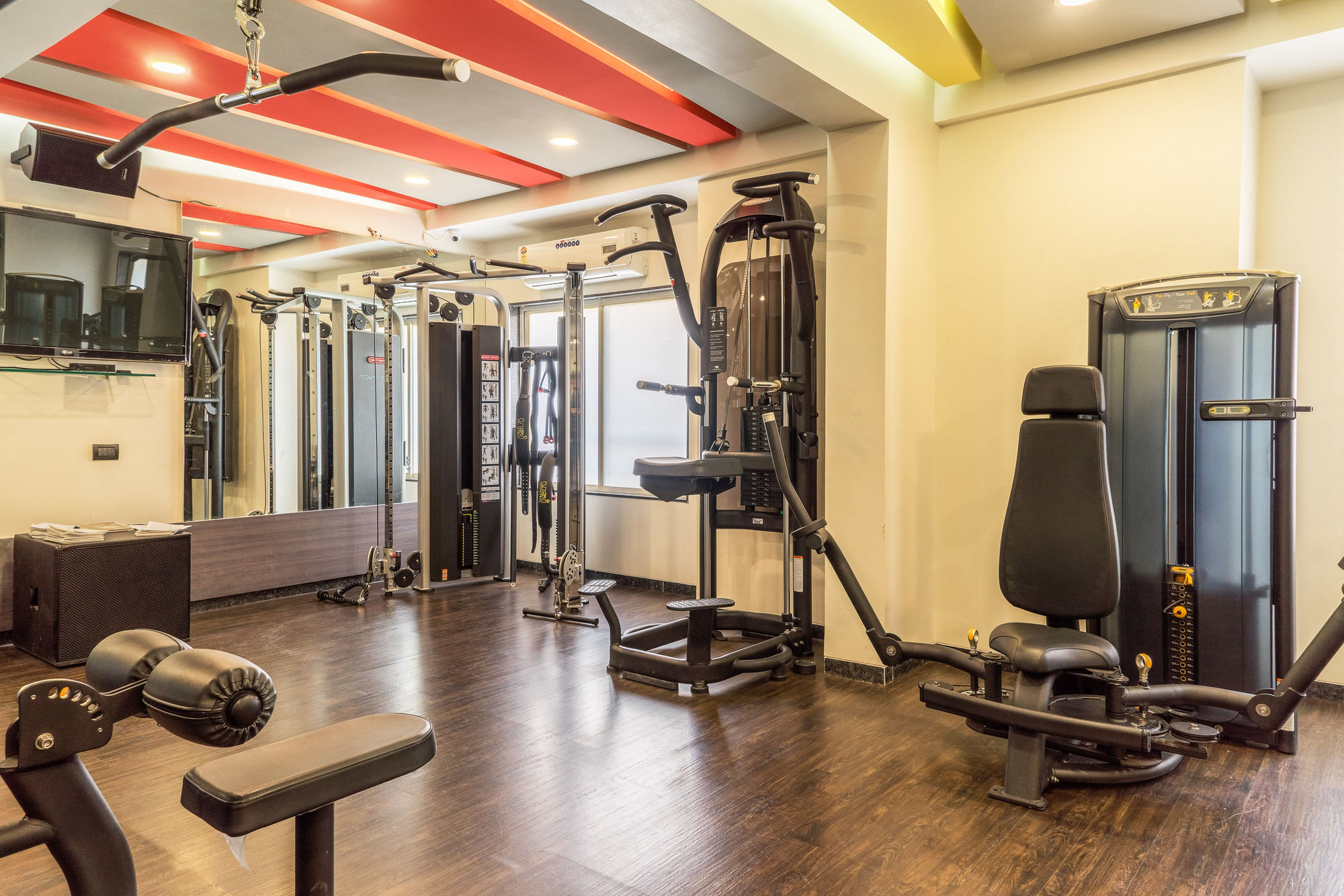 Treebo Trend Royal Kourt Aurangabad Hotel Ngoại thất bức ảnh